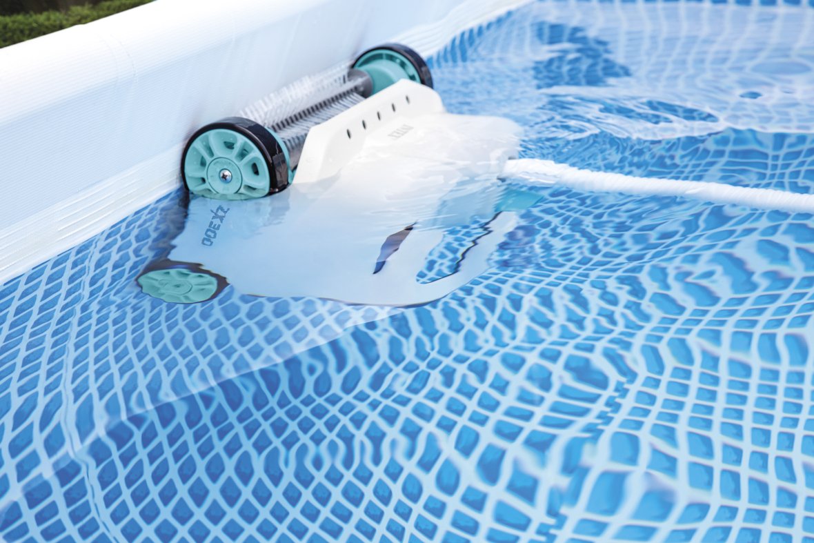Intex deluxe ZX300 automatische zwembadreiniger 4